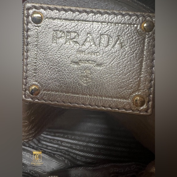 Prada Metallic tote - Picture 11 of 16